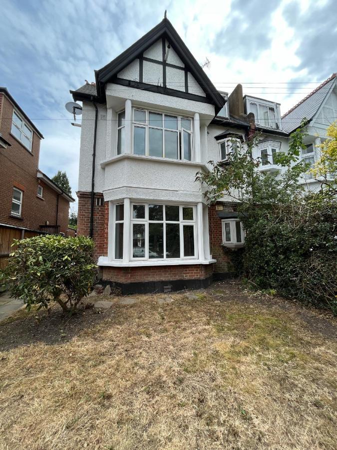 Spacious And Light Flat In Clapham London Kültér fotó